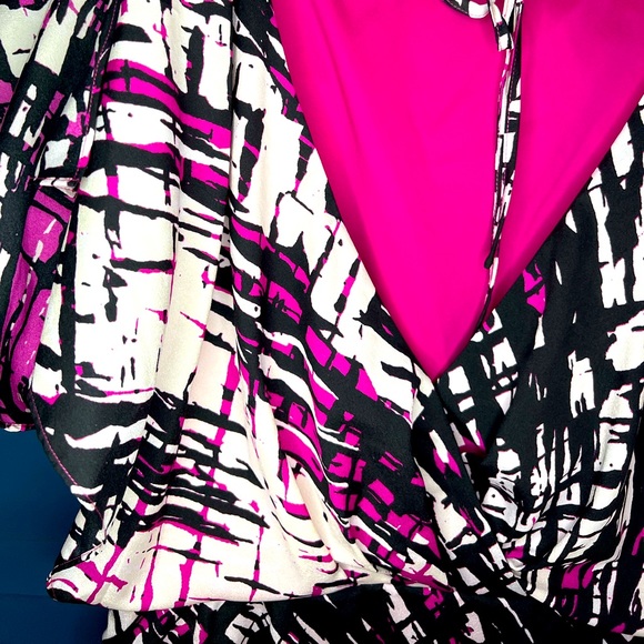 Jessica Simpson Patterned Dress size 6 - Picture 4 of 6